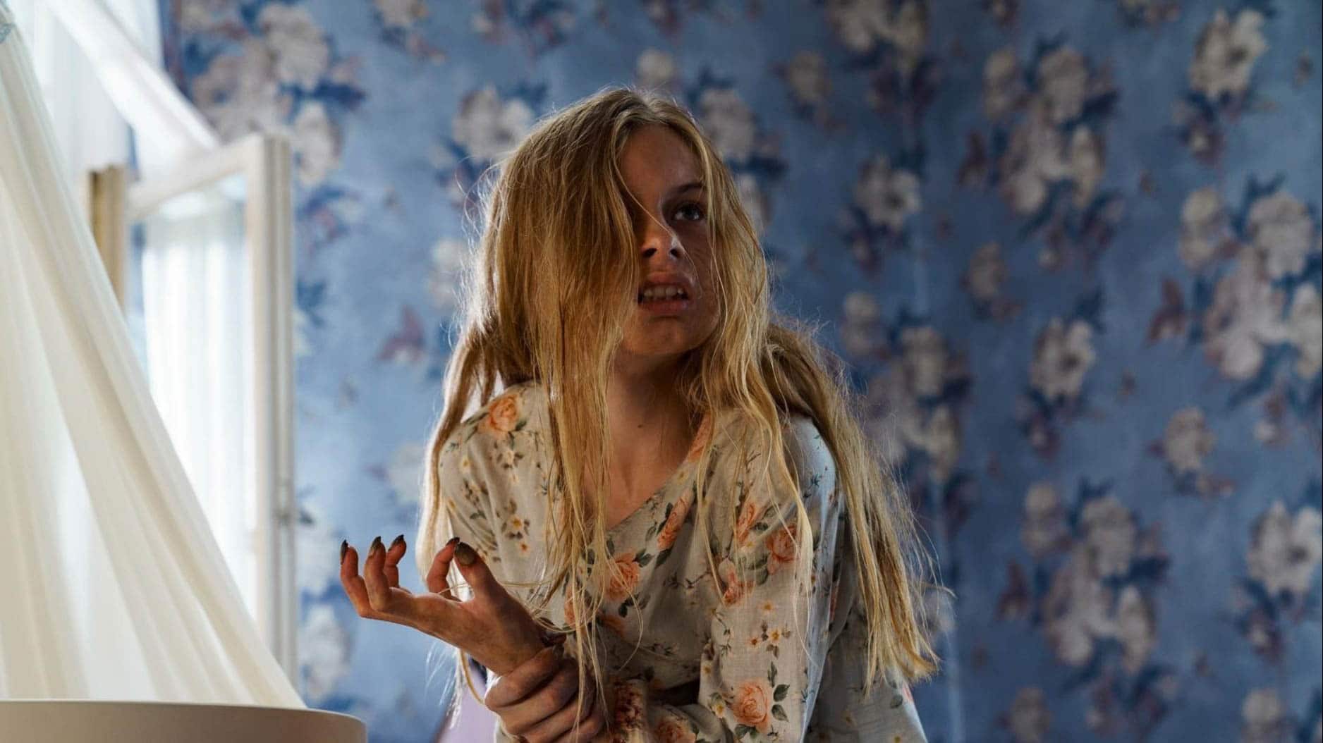 Hatching – Still 2 (2022)